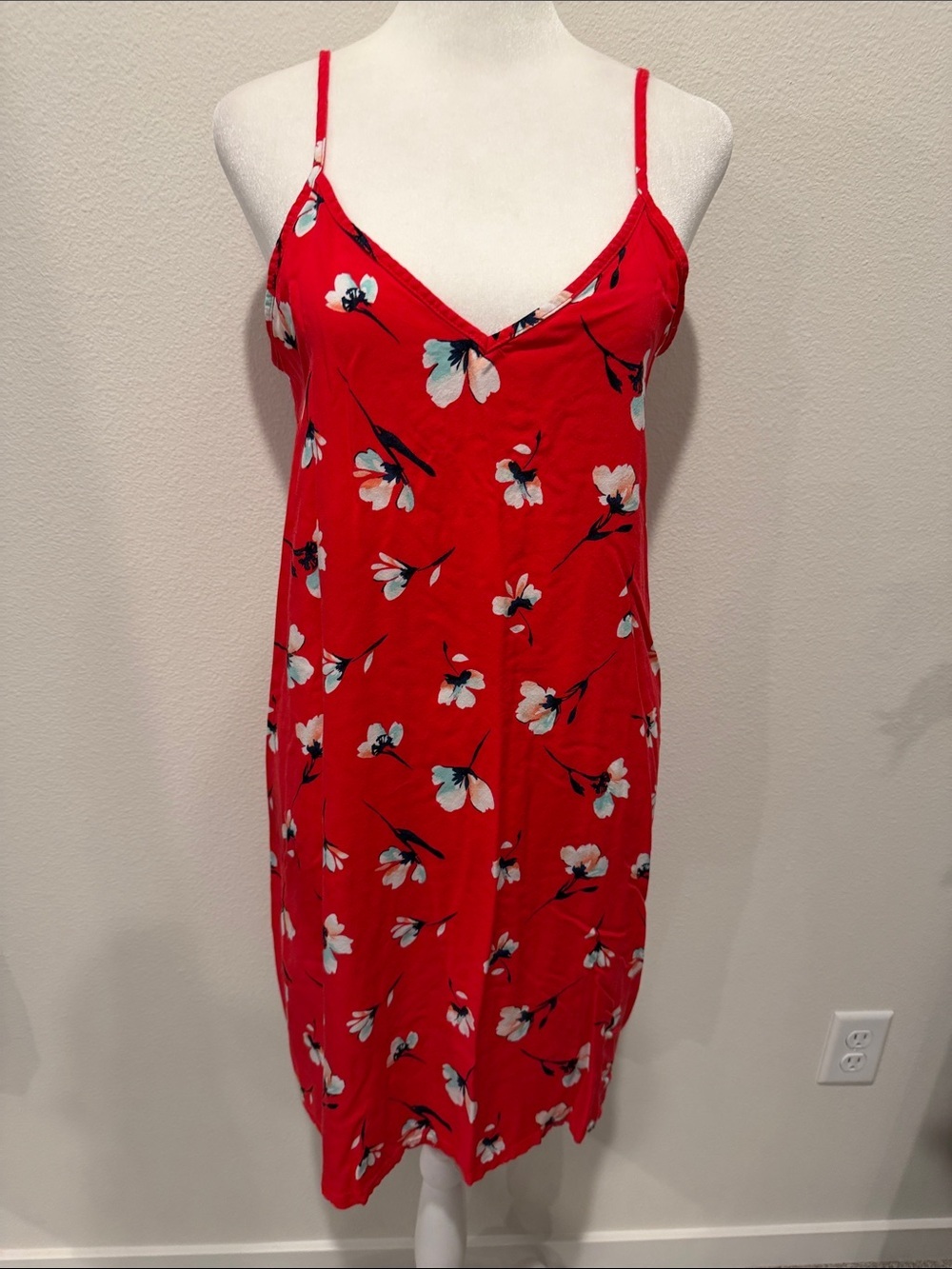SO Red Floral Lightweight Slip Dress. Sleeveless, Adjustable Straps. Size L. - Picture 2 of 13